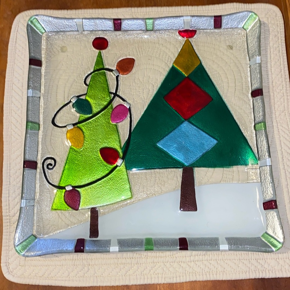 Lori Siebert for Silvestri Tree Plate hand blown glass, pre-owned, Demdaco